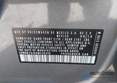 2017 Volkswagen Jetta 1.4T Se z USA, uszkodzony, nr VIN 3VWDB7AJ5HM238296